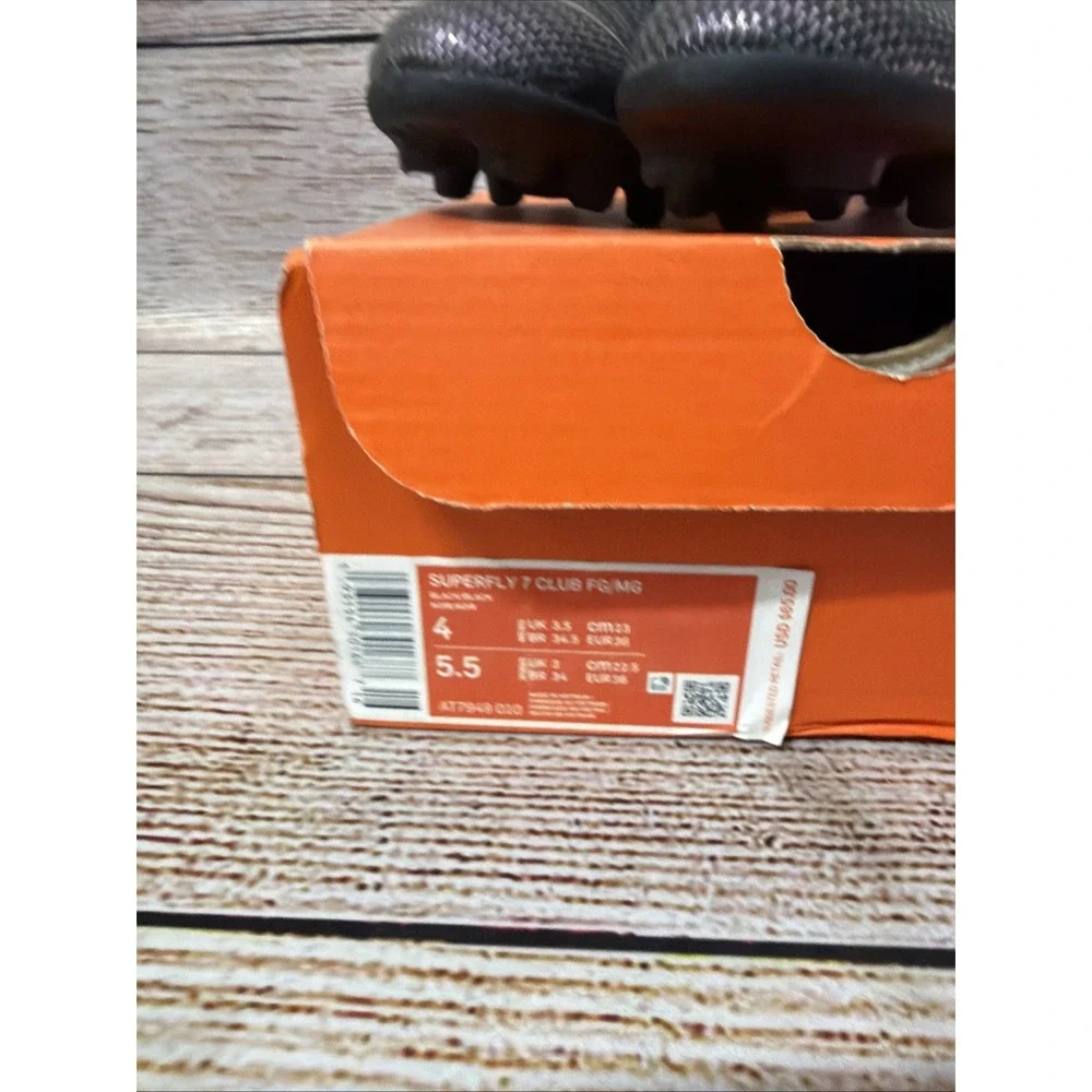 Nike Mercurial Superfly 7 Club FG/MG Black Soccer Cleats Size 4Y AT7949-010 NEW - Picture 3 of 10